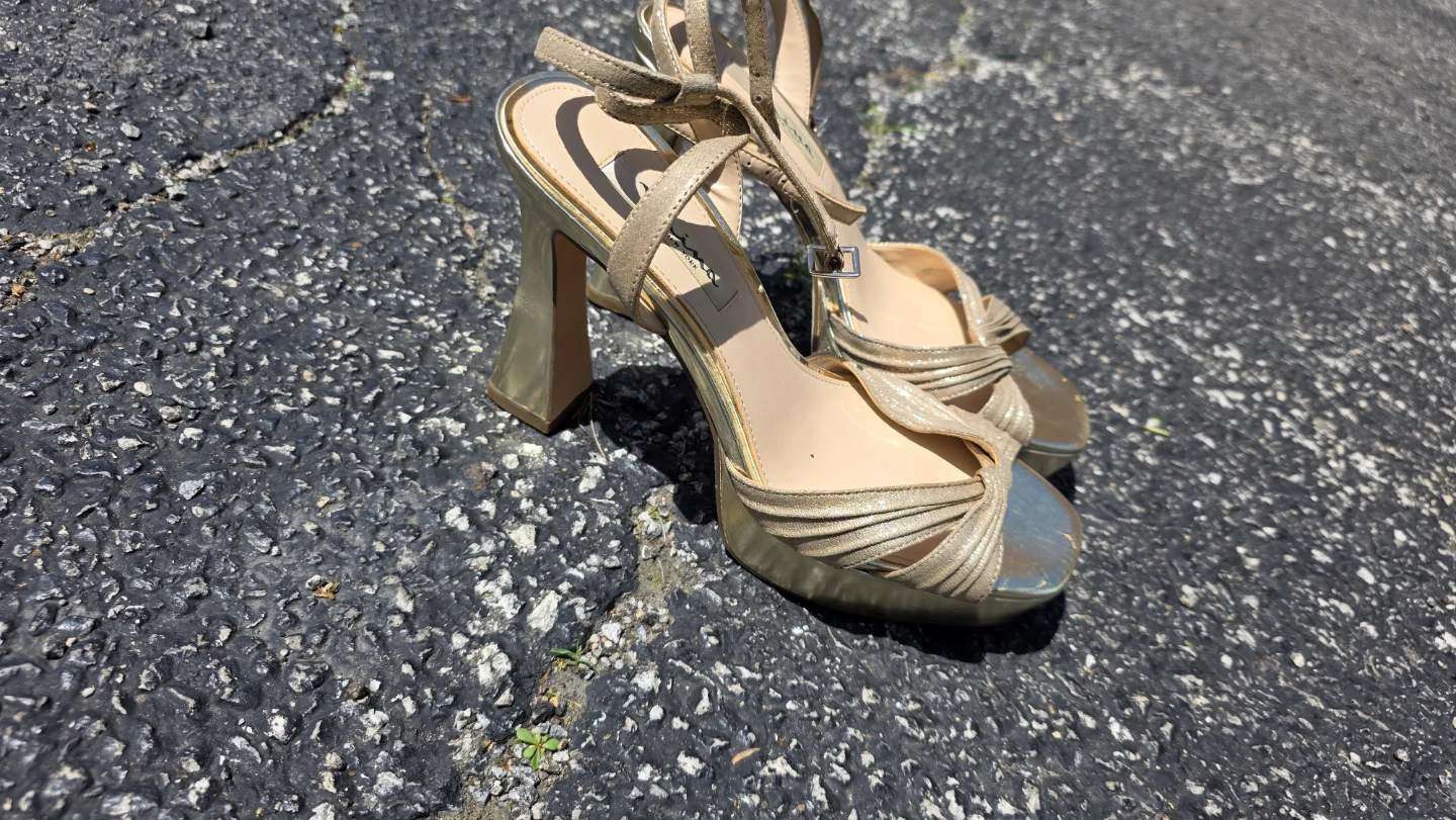 Nina Women's Gold Platform Heels - photo 3