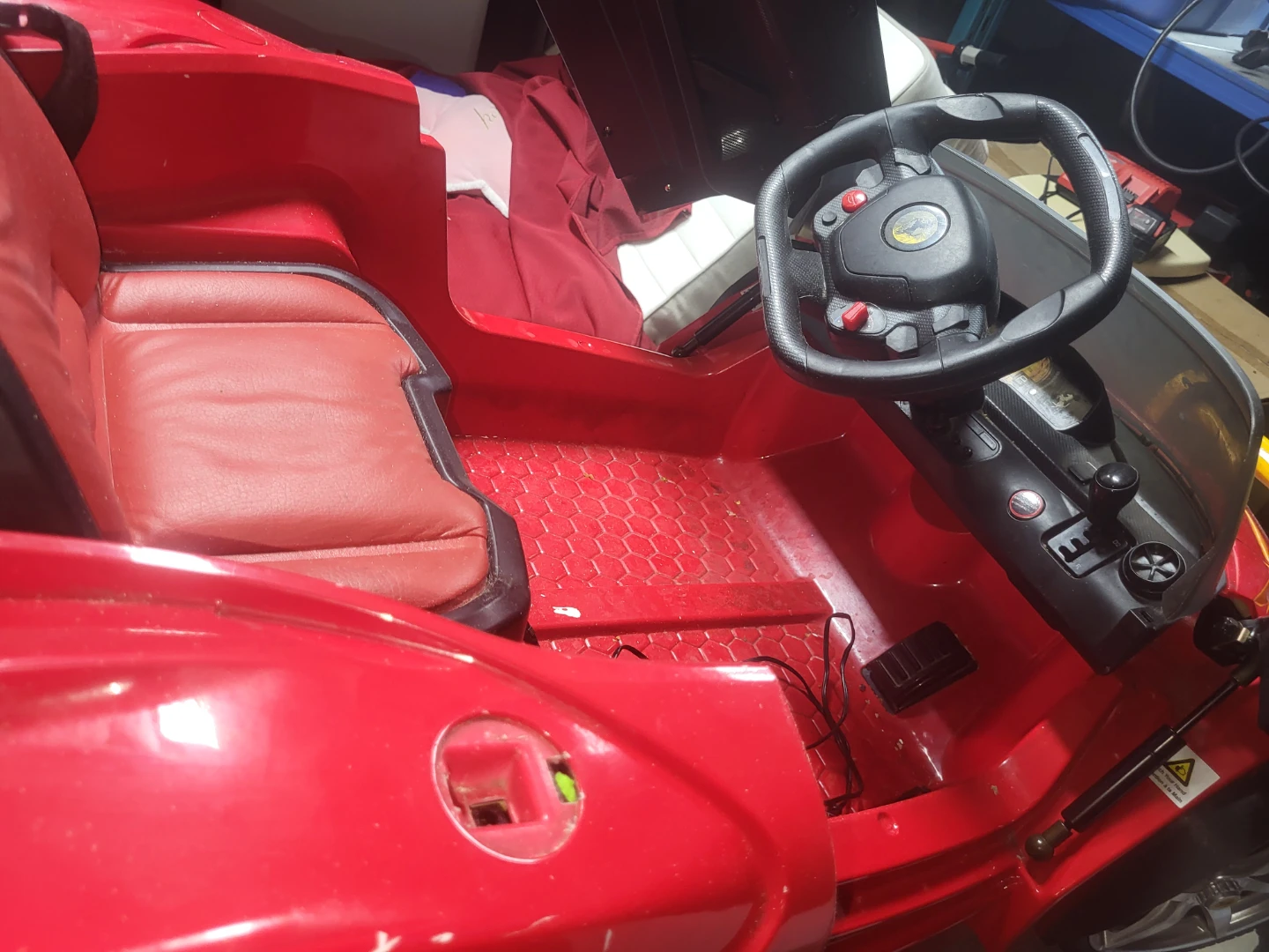 Red Ride-On Ferrari Toy Car - photo 3