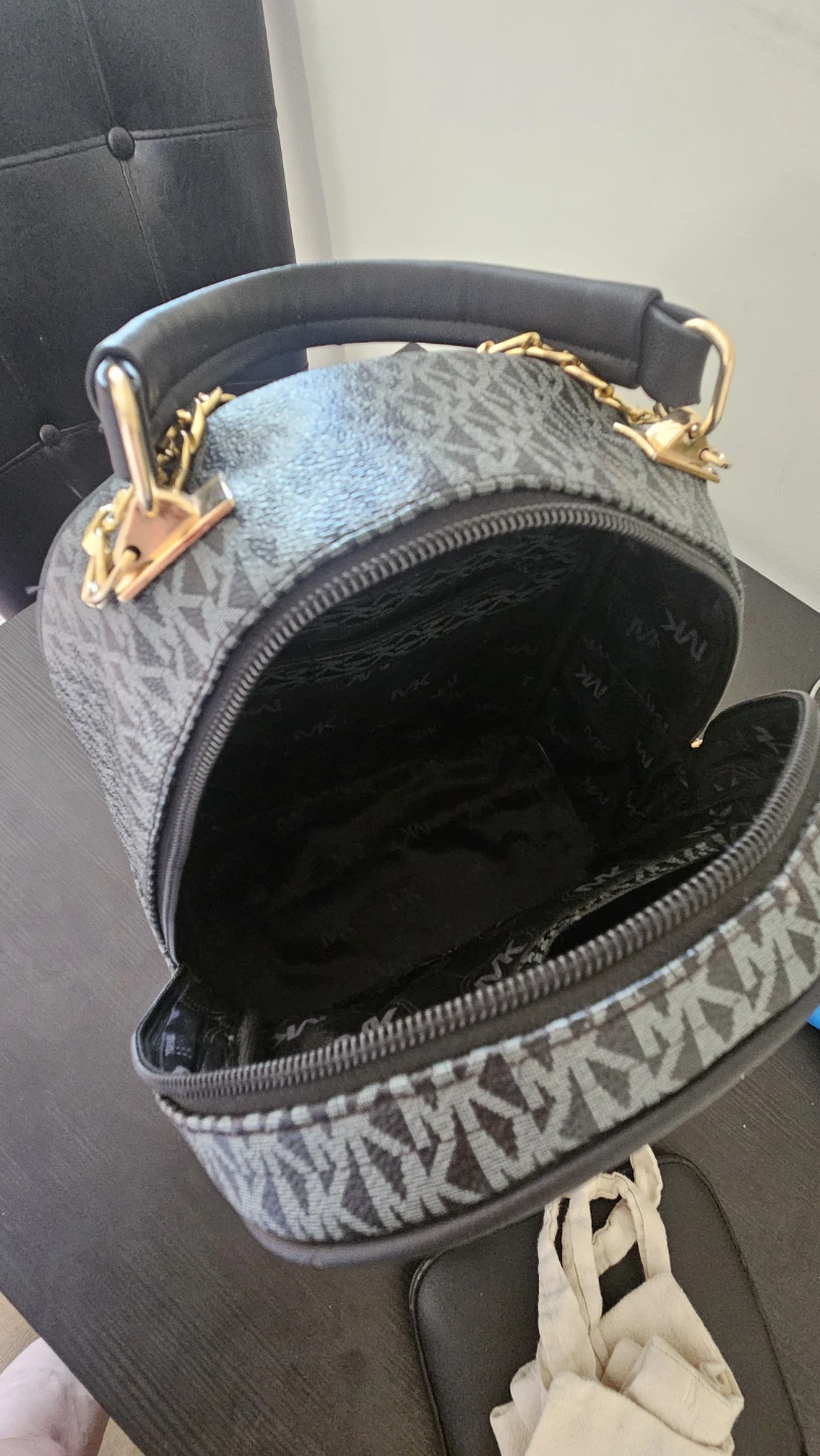 Michael Kors Backpack - photo 4