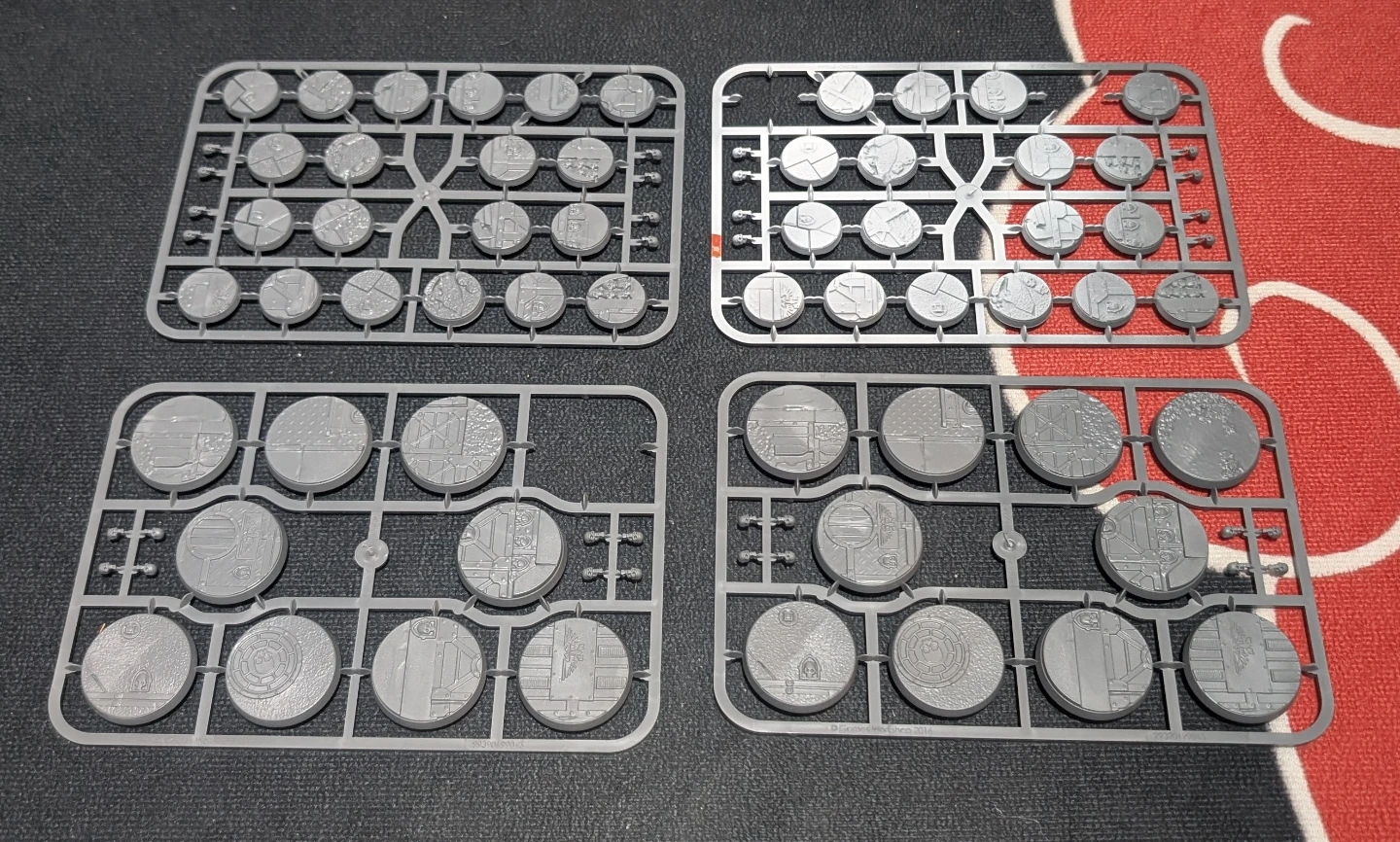 Warhammer 40,000 Citadel Sector Imperialis Bases (25mm & 40mm) - photo 2