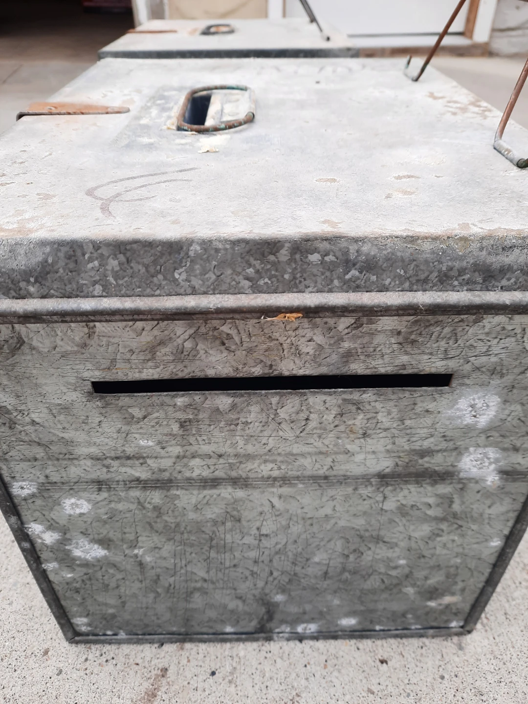 Set of 2 Vintage Metal Storage Boxes - photo 4
