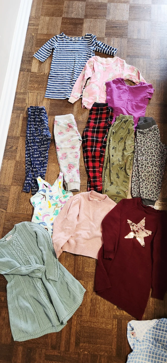 Toddler girls clothes size 4/5
