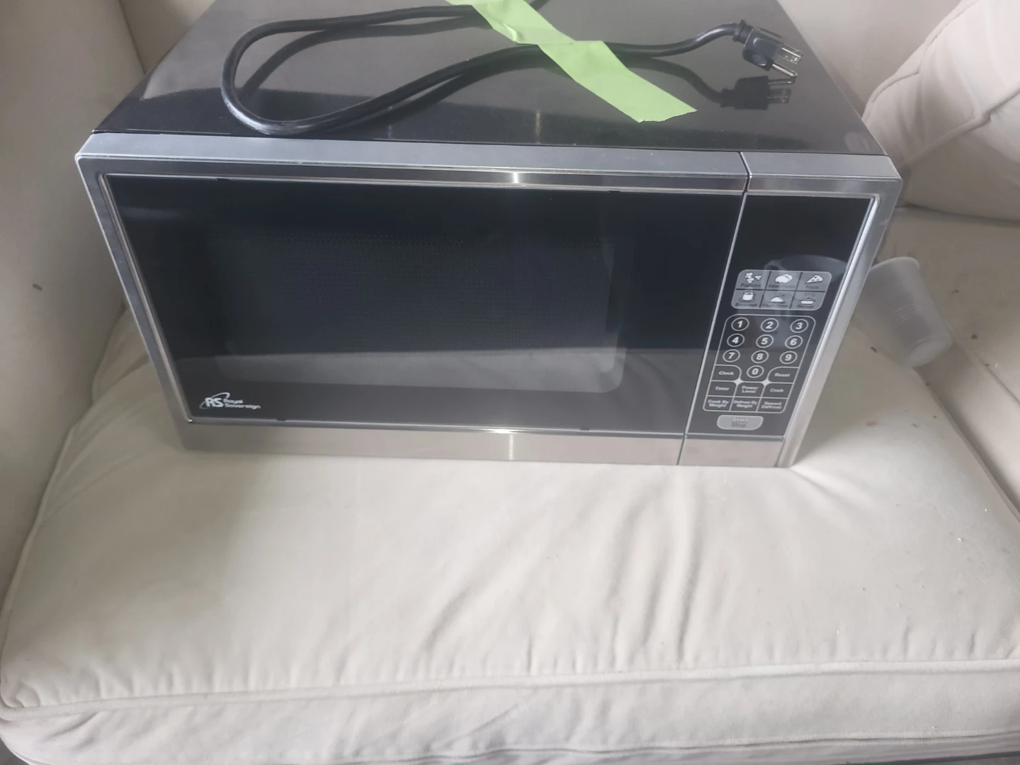 Royal Sovereign RMW1000-30SS Microwave Oven
