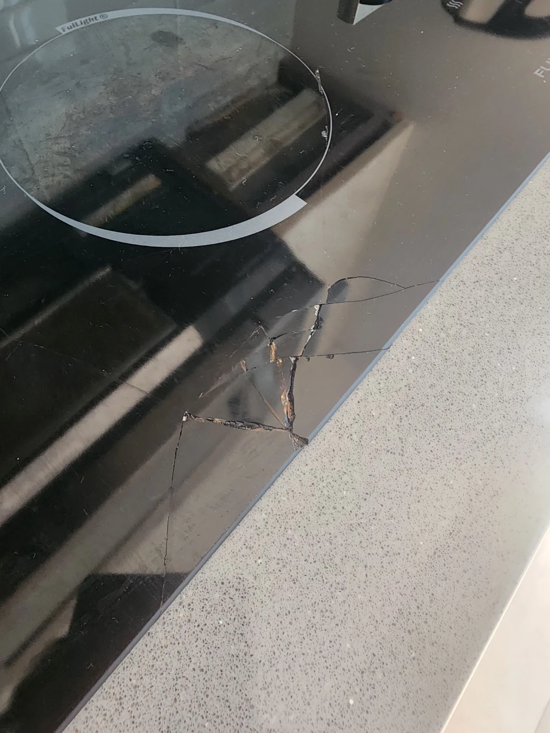 Fulgor Milano Electric Cooktop - Damaged - photo 4