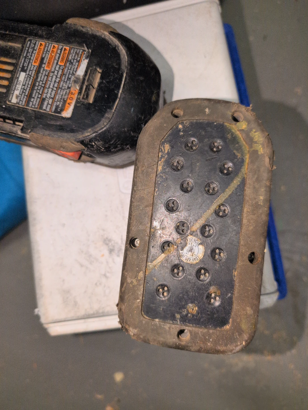 Ridgid 18V Batteries (2x) - photo 3
