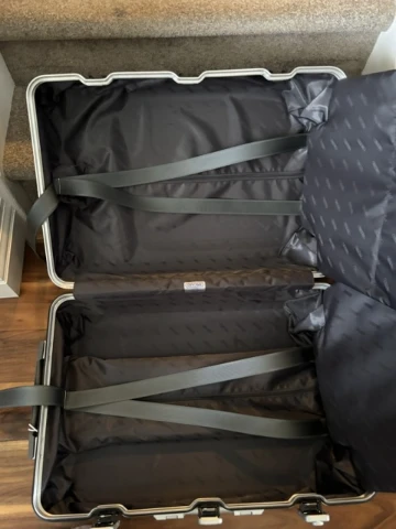 Rimowa LimboTrolley Suitcase Seal Grey. - photo 2