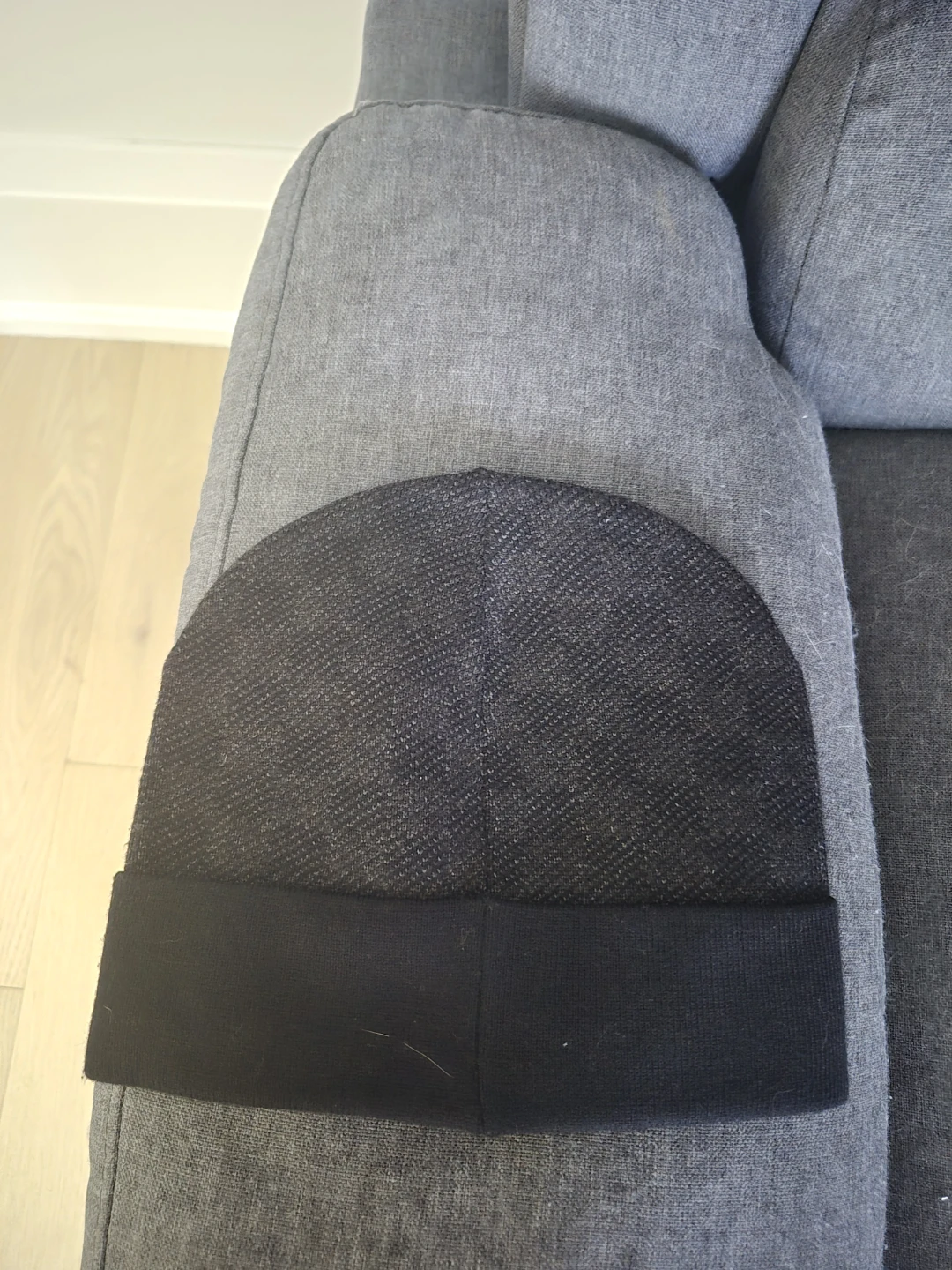 Louis Vuitton Beanie - photo 2