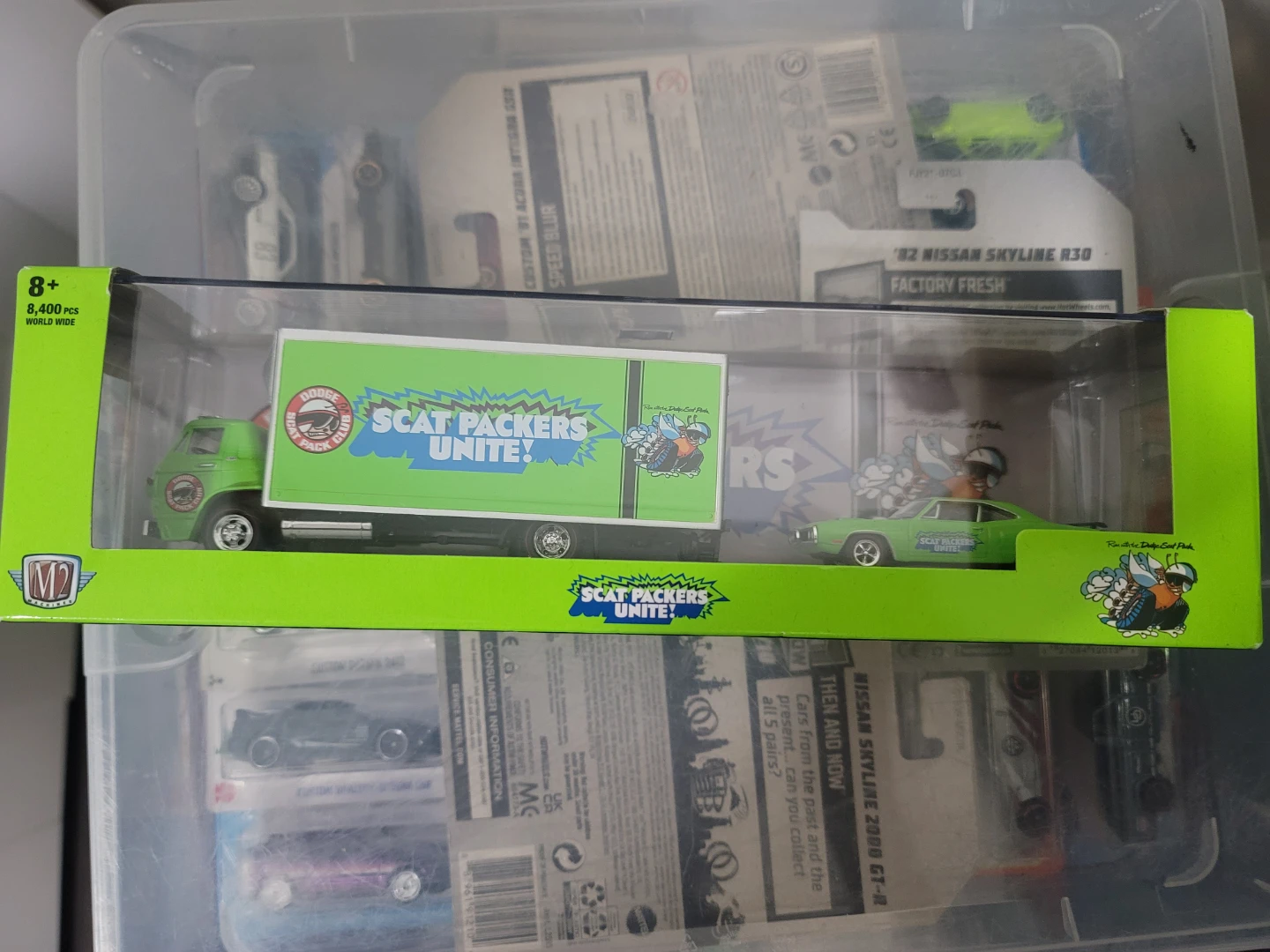M2 Machines 1970 Dodge L600 & 1970 Dodge Super Bee Diecast Set