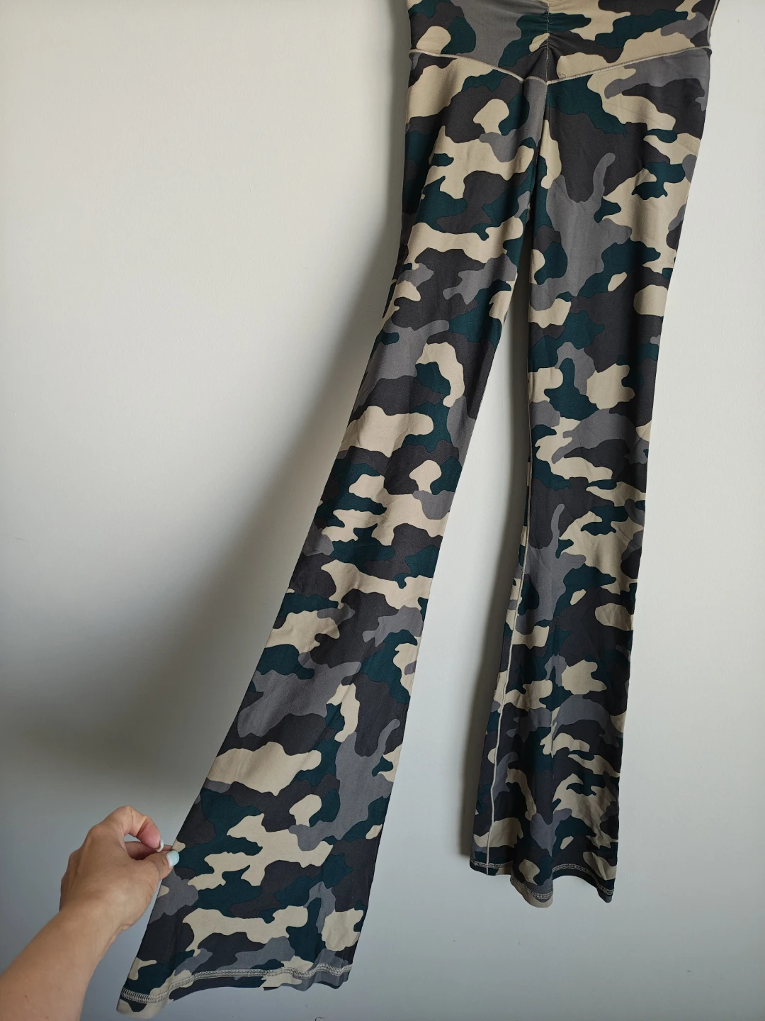 Aerie Camo Flare Pants - photo 5