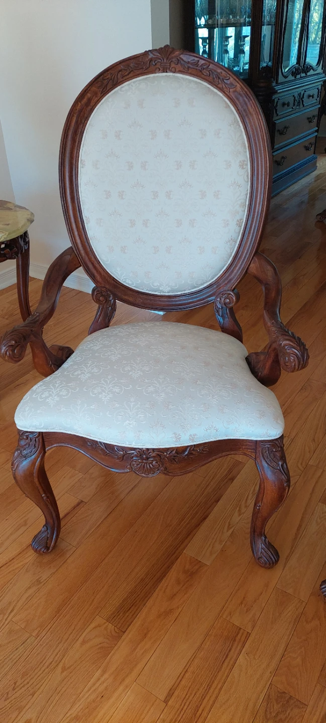 Antique Oval Back Accent Chairs - photo 2