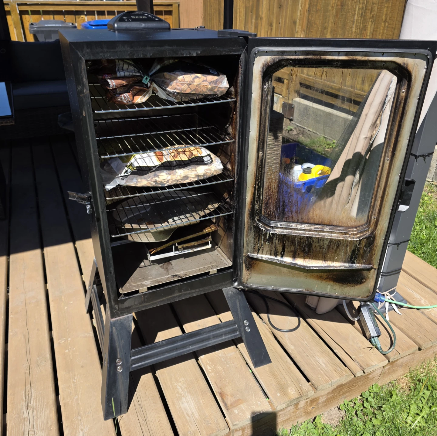 Masterbuilt Electric Smoker - photo 2