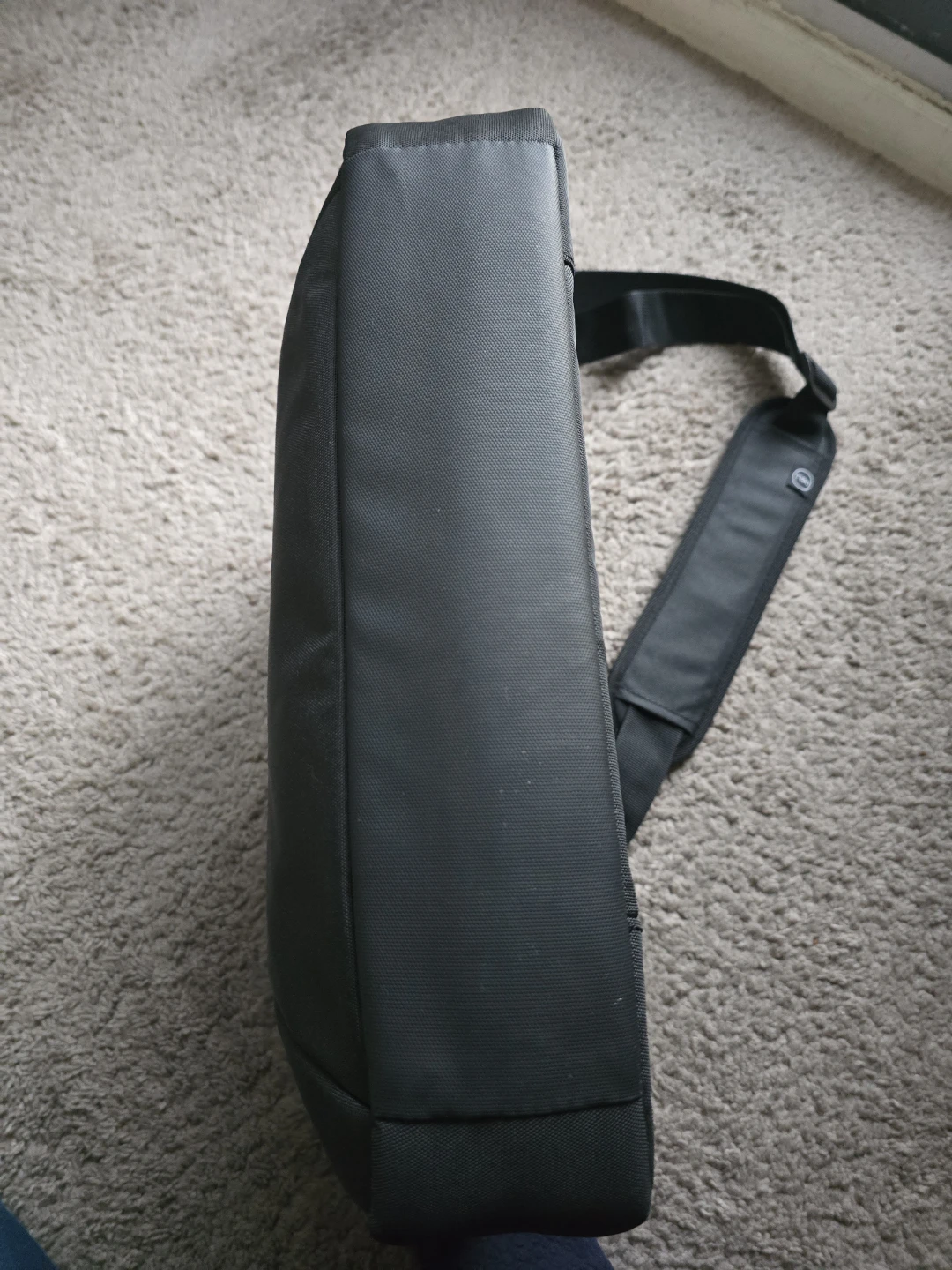 Dell Pro 15-16 Plus EcoLoop Slim Briefcase - CC5624S - photo 4