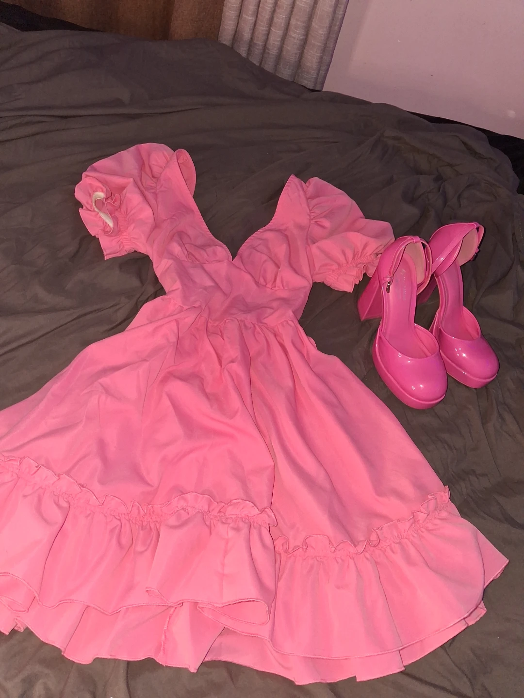 Pink Puff Sleeve Dress and Platform Heels Set