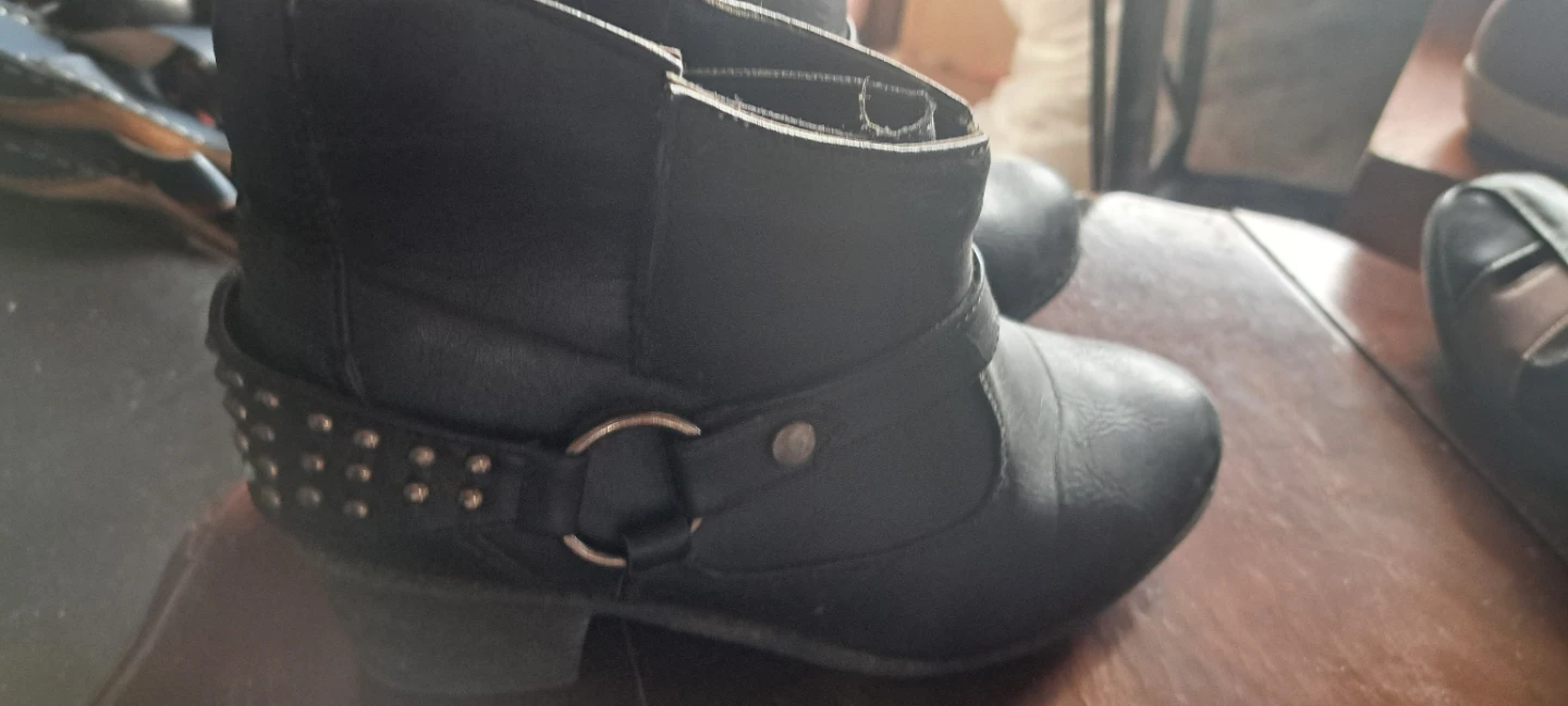 Black Ankle Boots size 6