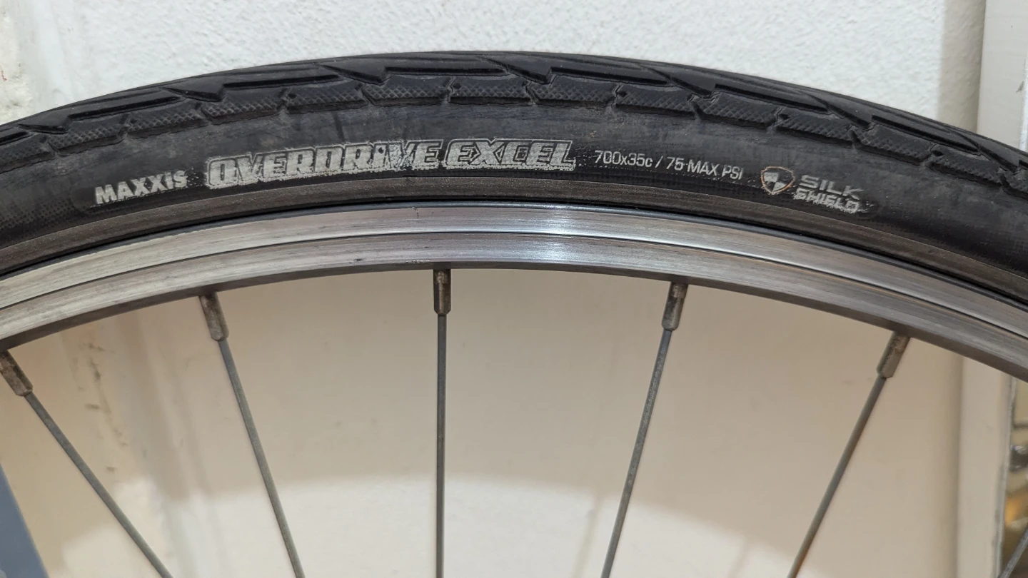 700x35C (28x1 5\8x1 3\8) REAR Wheel Used Bike Bicycle - photo 4