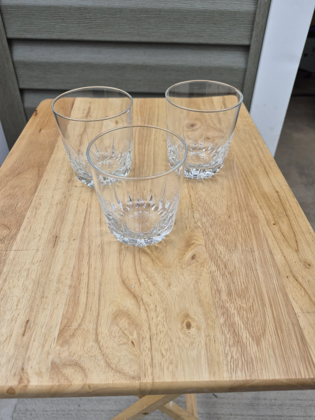 Set of 3 Clear Glass Tumblers - photo 3