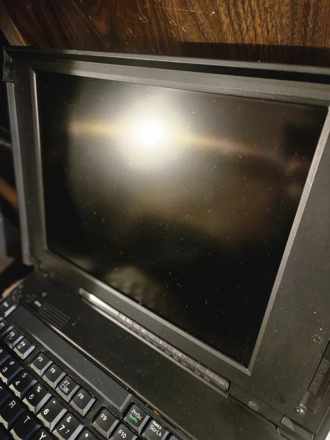 IBM ThinkPad Laptop *WINDOWS 95, WORKS PERFECTLY*