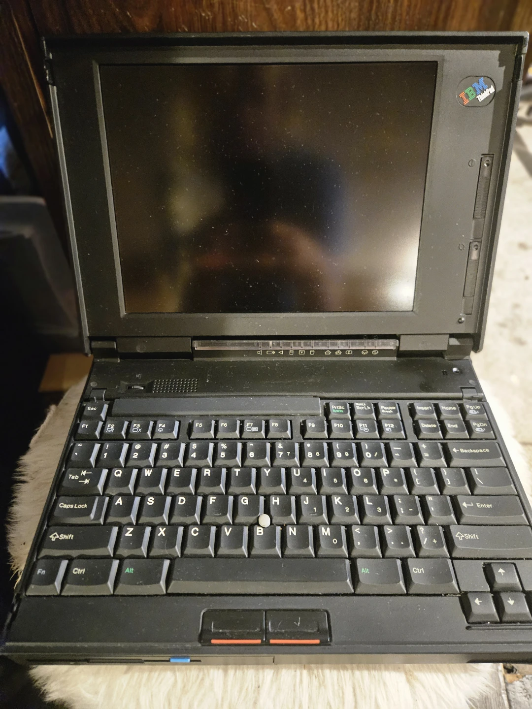 IBM ThinkPad Laptop *WINDOWS 95, WORKS PERFECTLY* - photo 3