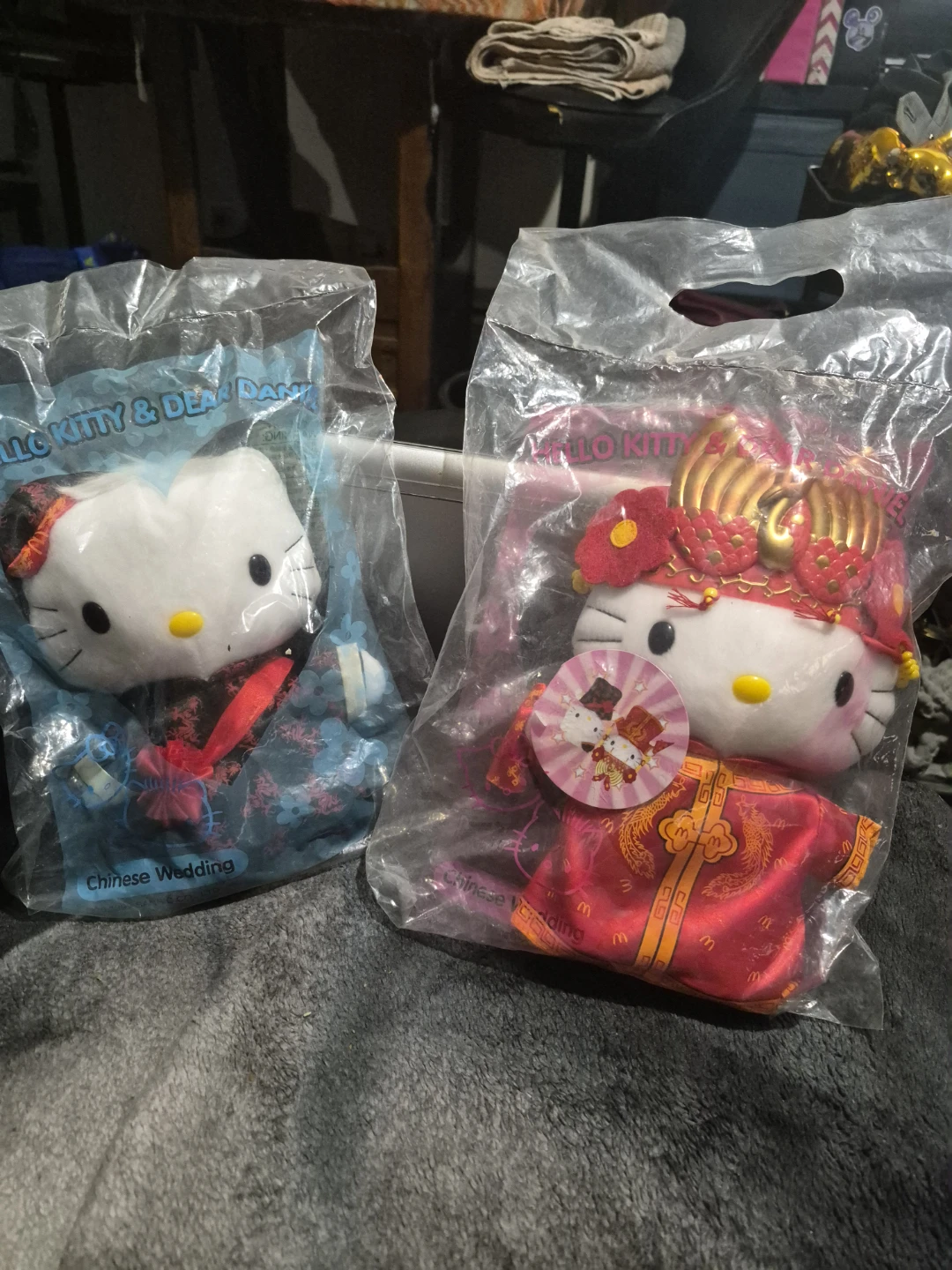 Hello Kitty Chinese Wedding Plush Toys (Set of 2)