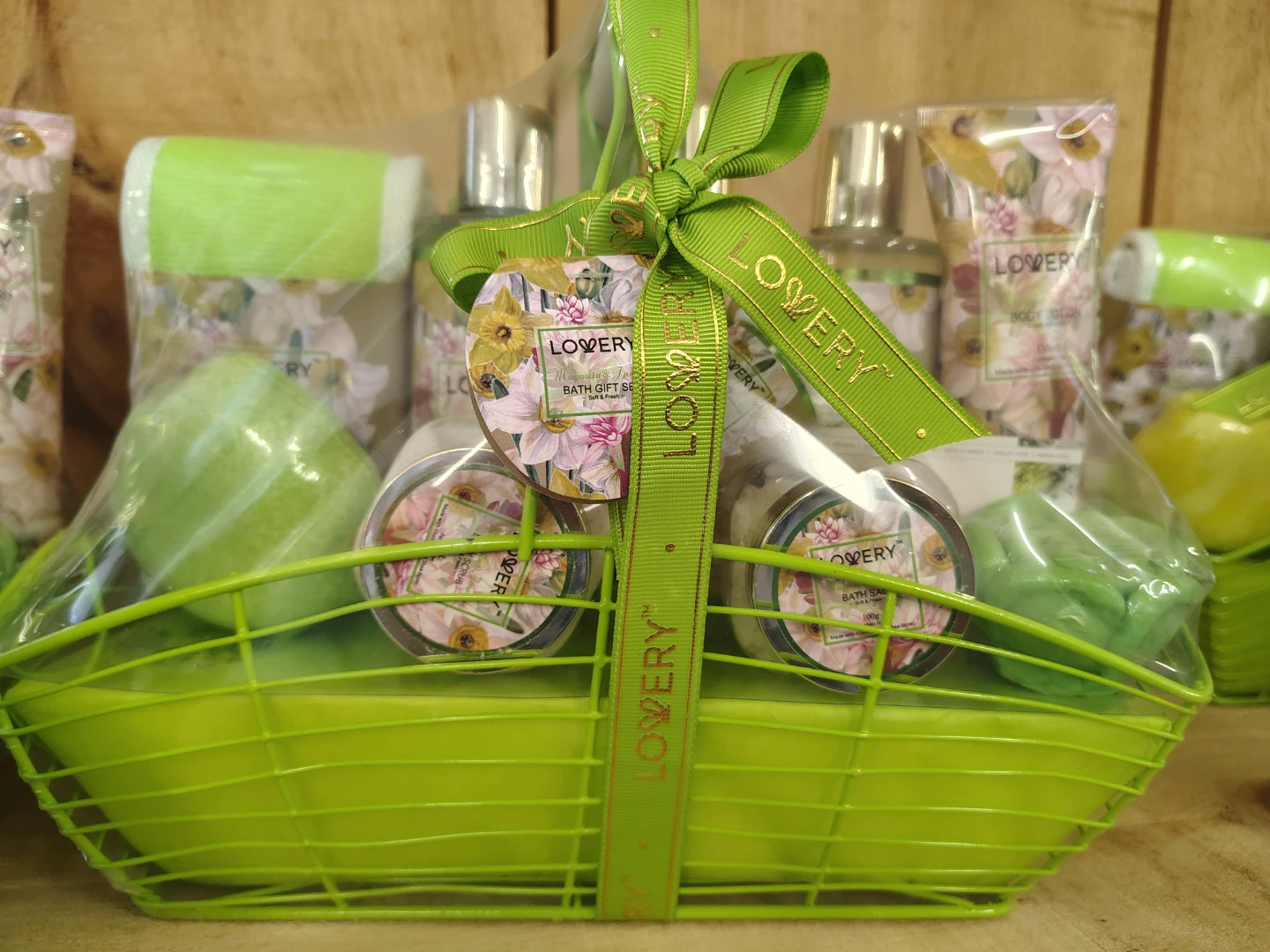 Lovey Bath Gift Set Basket
