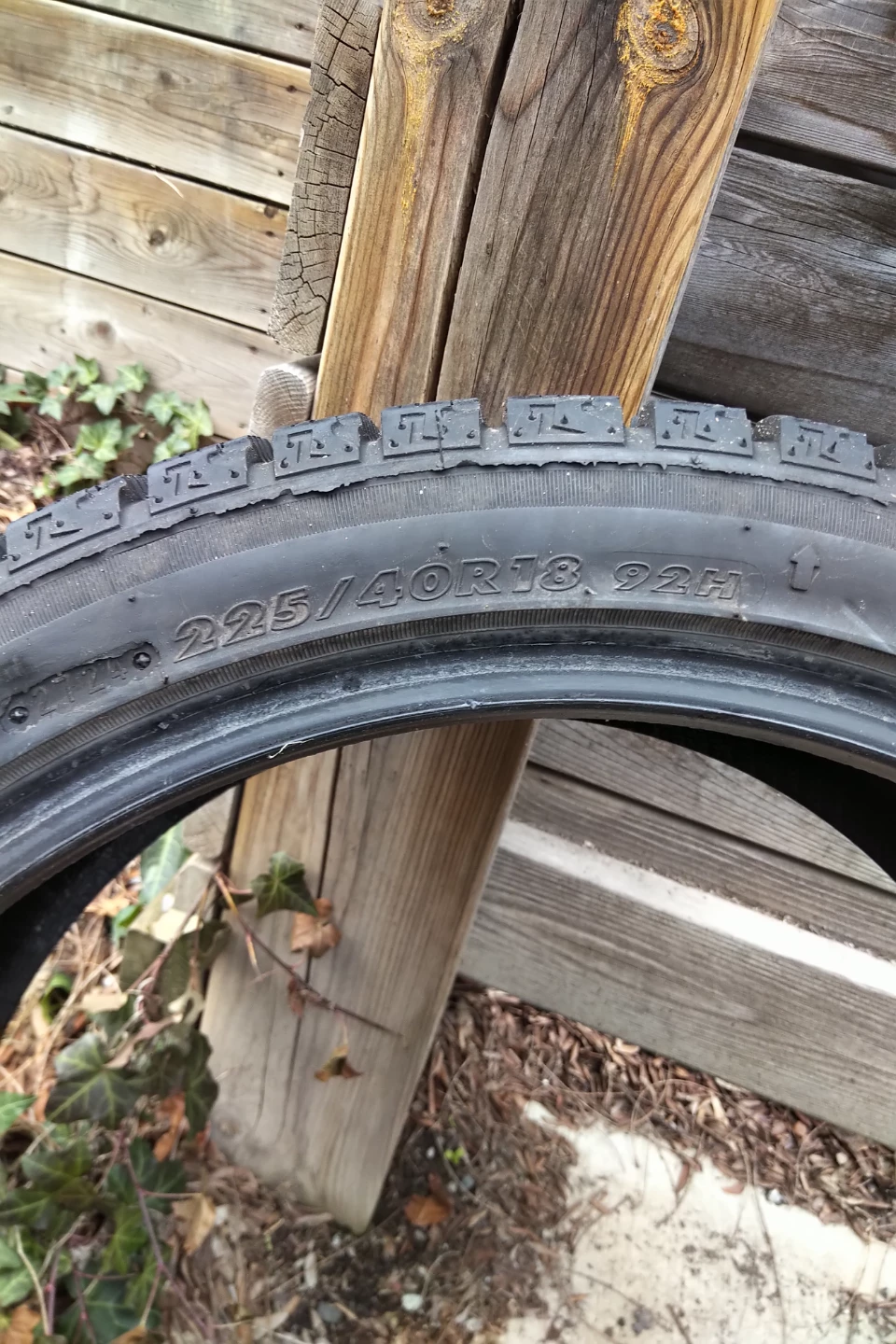 winter tires 225/40R18