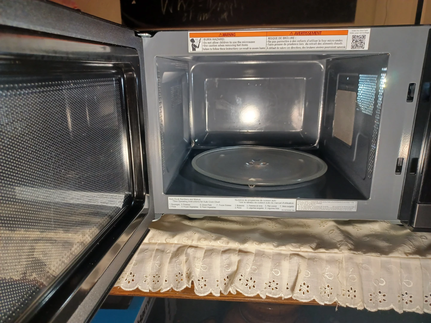 Panasonic 900W Microwave Oven NN-SG455 - photo 5