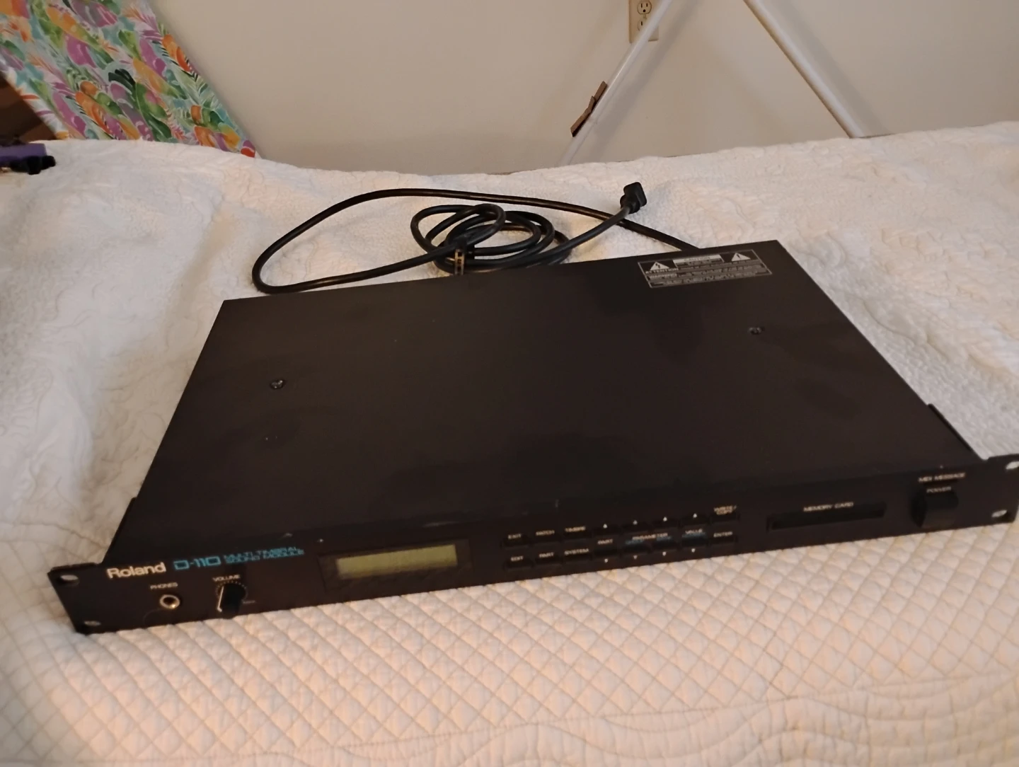 Roland D-110 Multi-Timbral Linear Synthesizer Module - photo 2