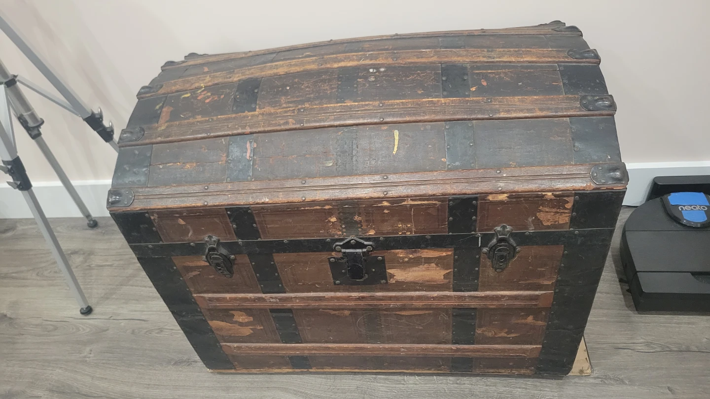 Antique Steamer Trunk Storage Chest