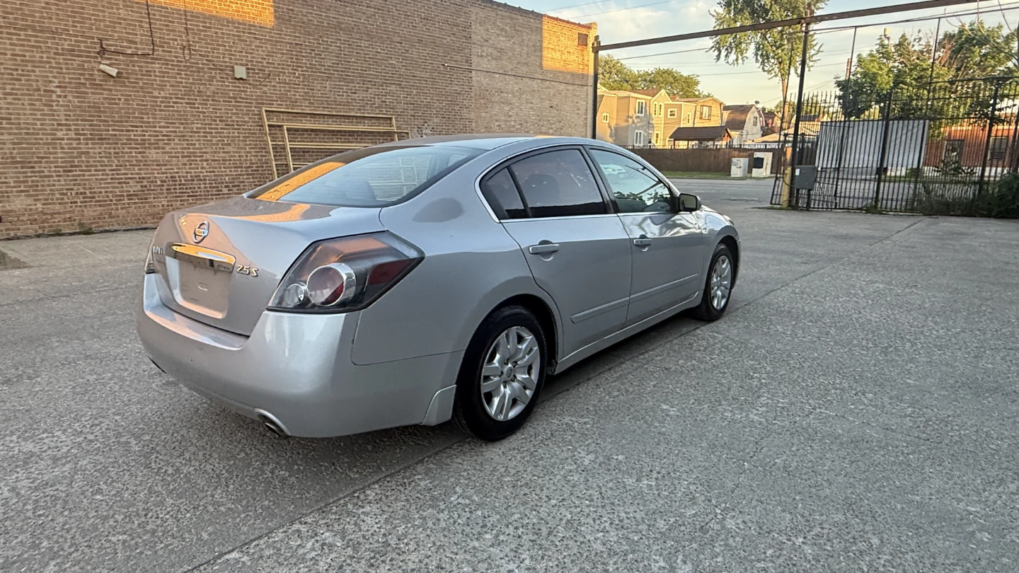Silver 2012 Nissan Altima 2.5 S Sedan - photo 3