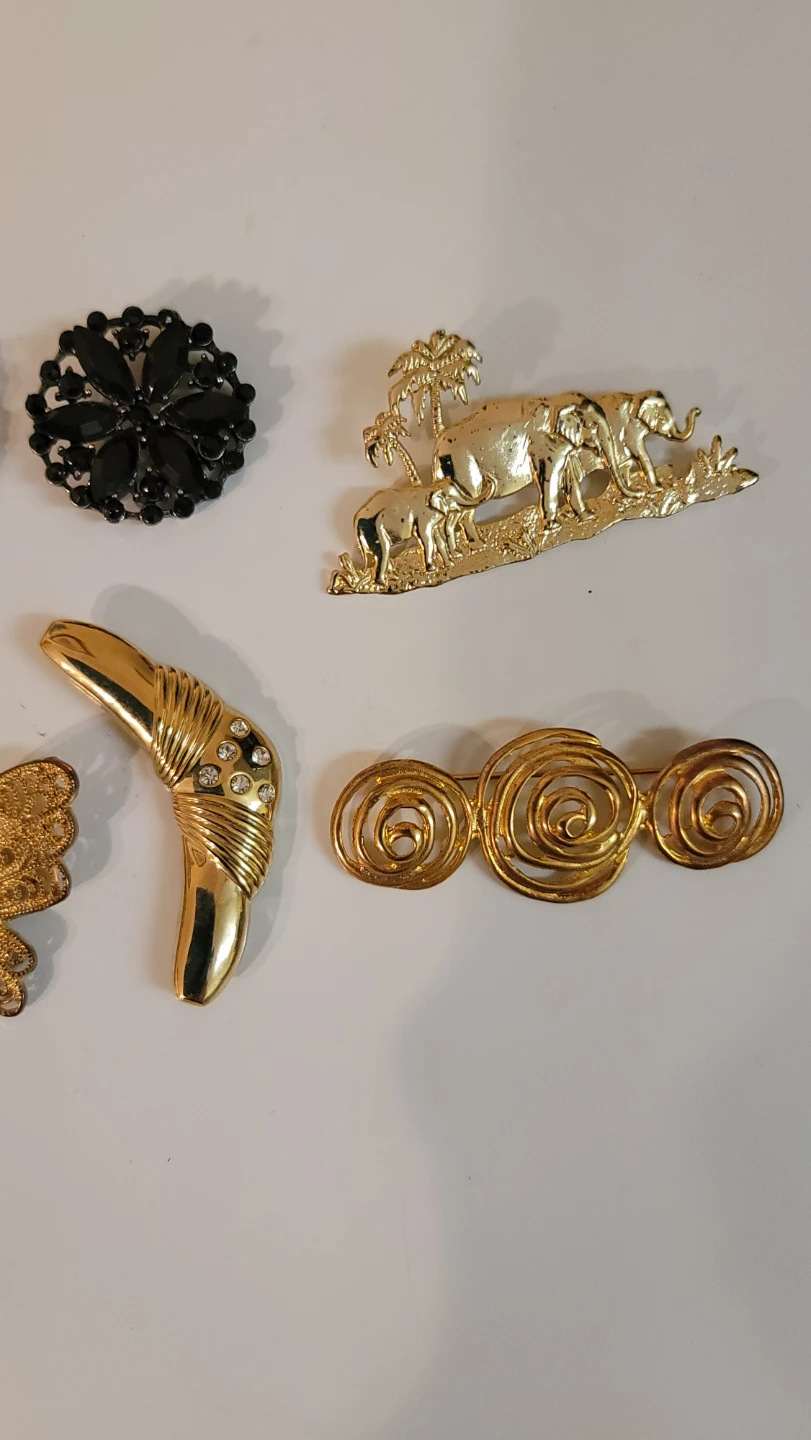Assorted Brooches (39) - photo 3