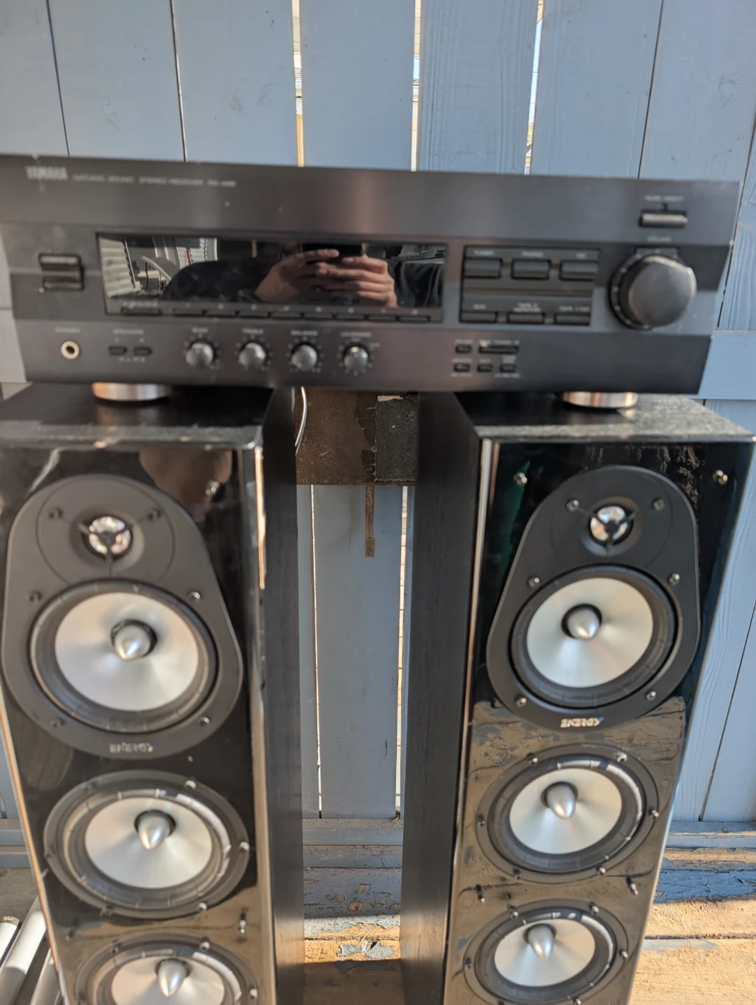 Yamaha AV Receiver and two Tower Speakers - photo 4