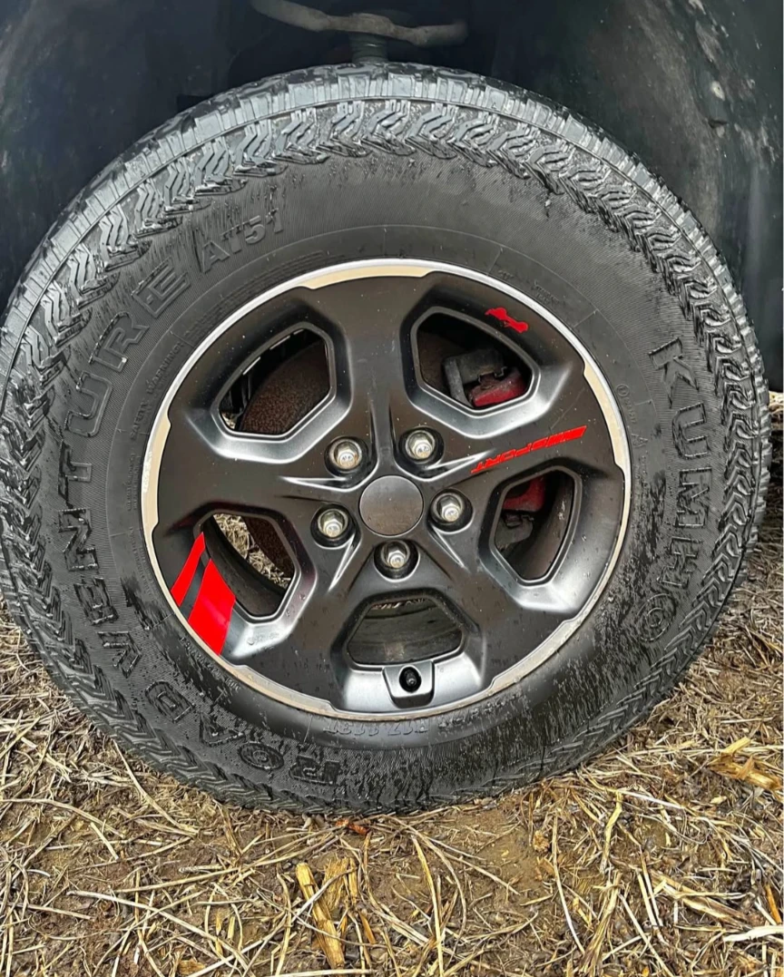 JEEP WRANGLER JL RUBICON 17" O.E.M RIMS AND TIRES - photo 2