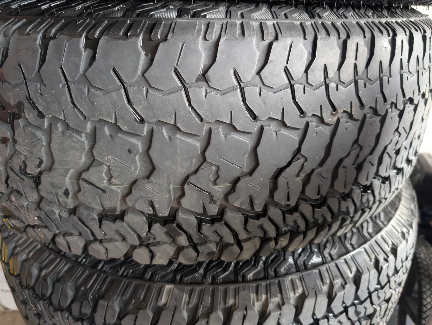 JEEP WRANGLER JL RUBICON 17" O.E.M RIMS AND TIRES - photo 4