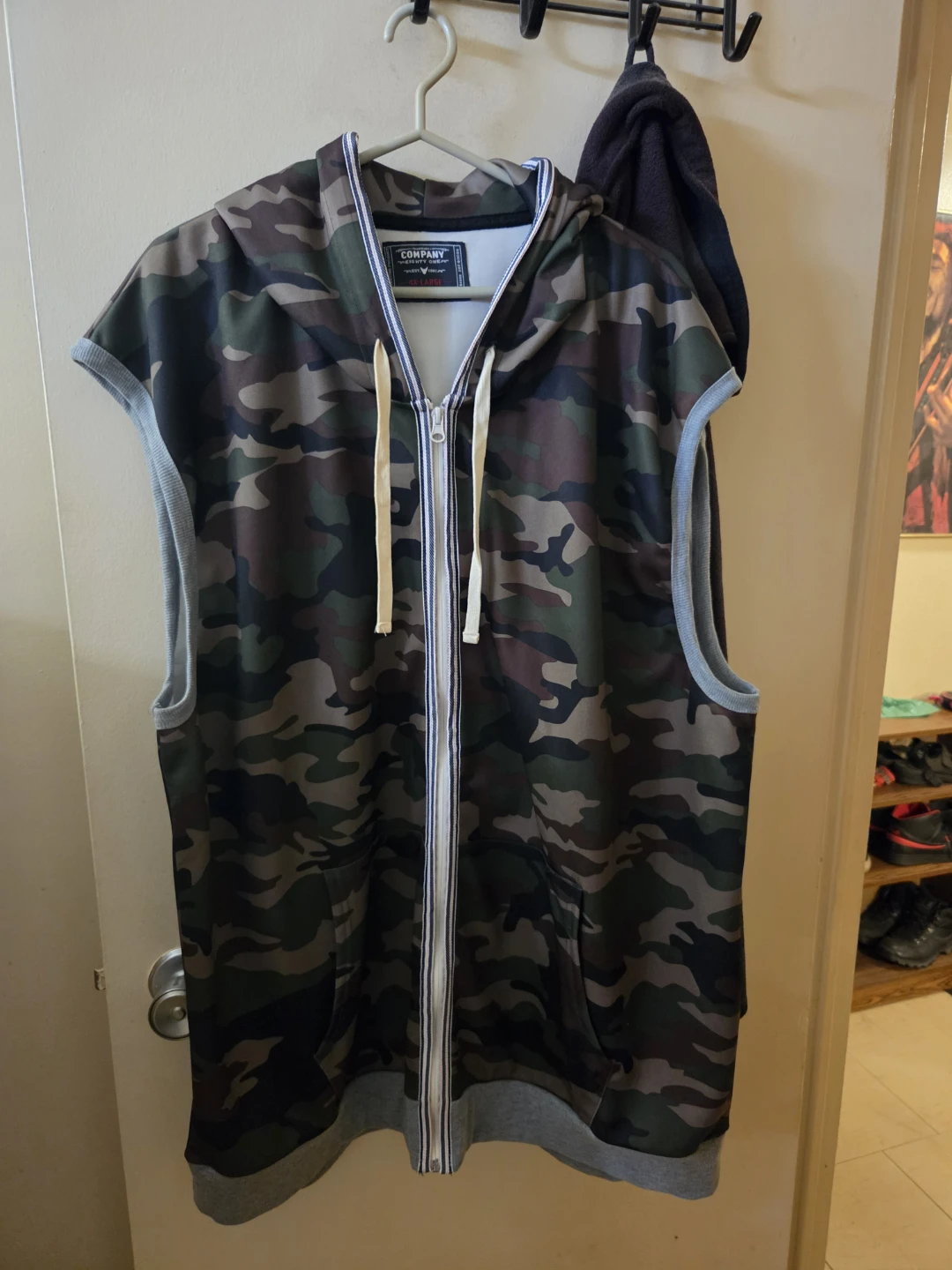 Company Eighty One Camo Sleeveless Zip-Up Hoodie 4X-Large