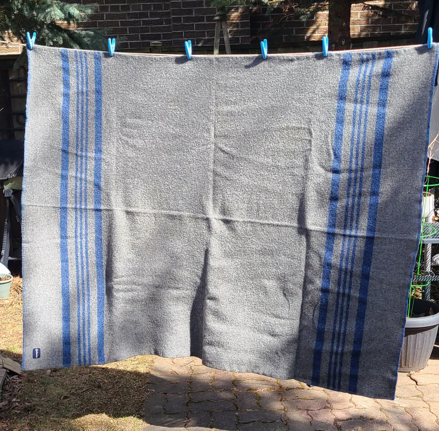 Vintage Eatonia Wool Blanket - Excellent Condition & Clean! - photo 3