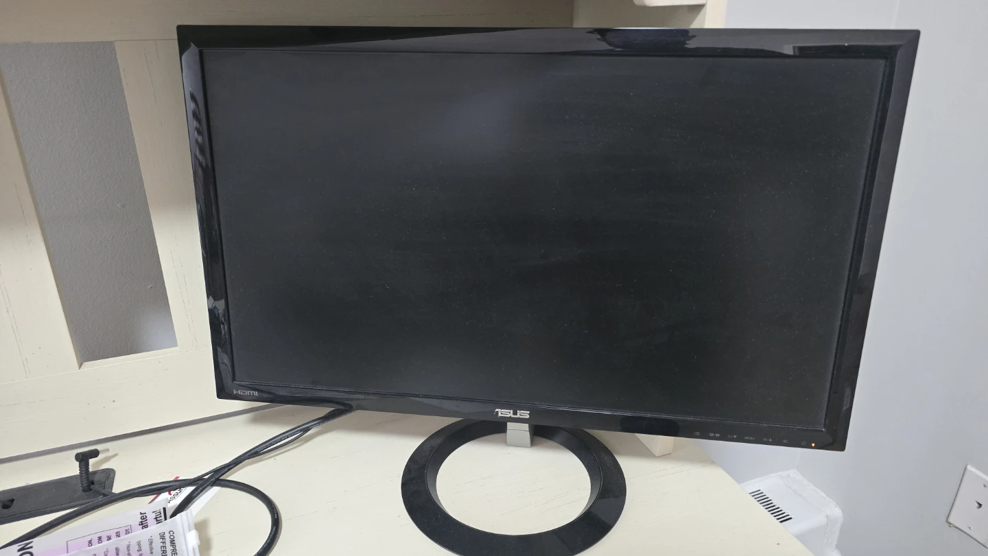 ASUS 23" LED Monitor - photo 2