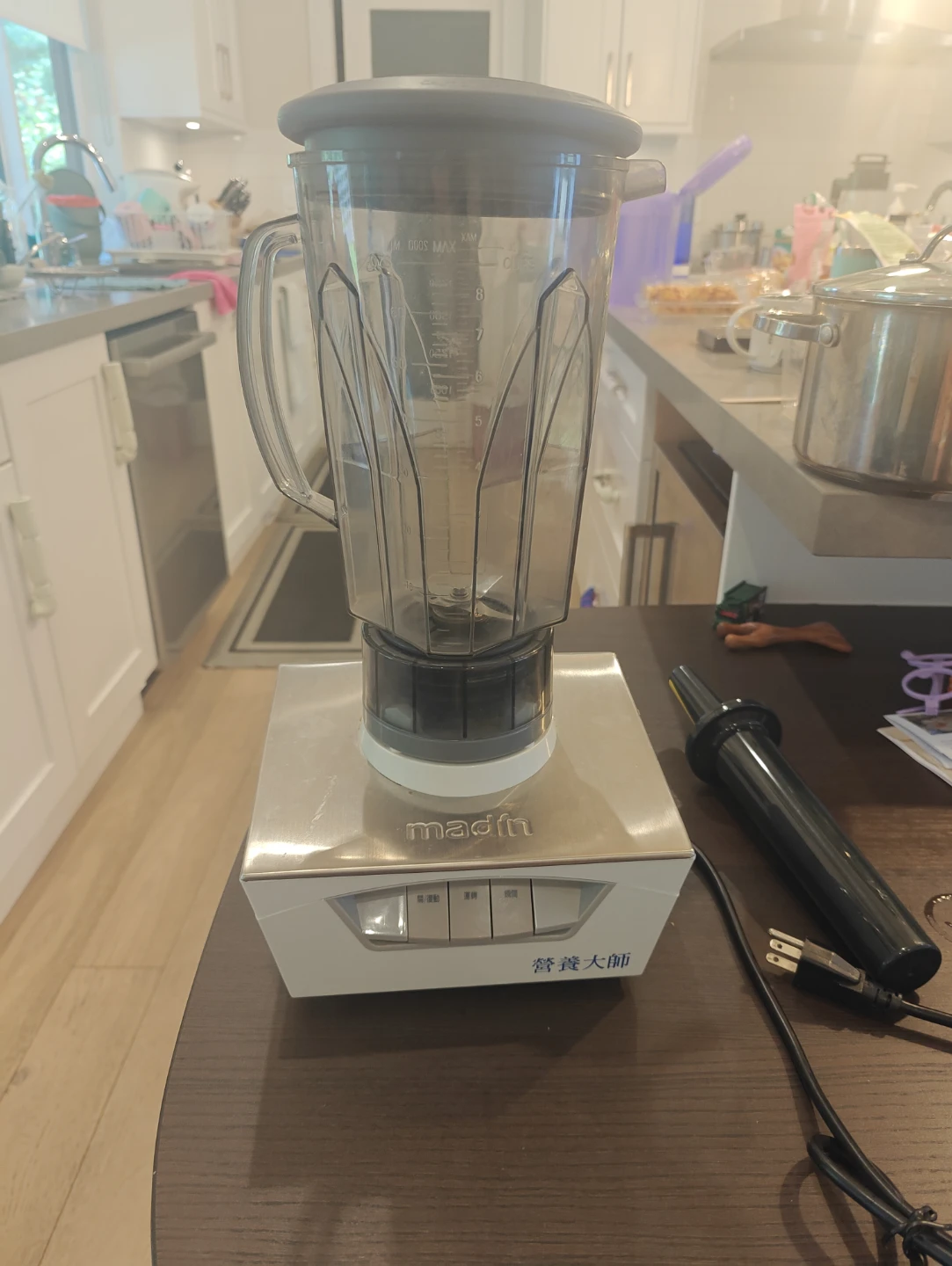 Blender with Tamper and Accessories
