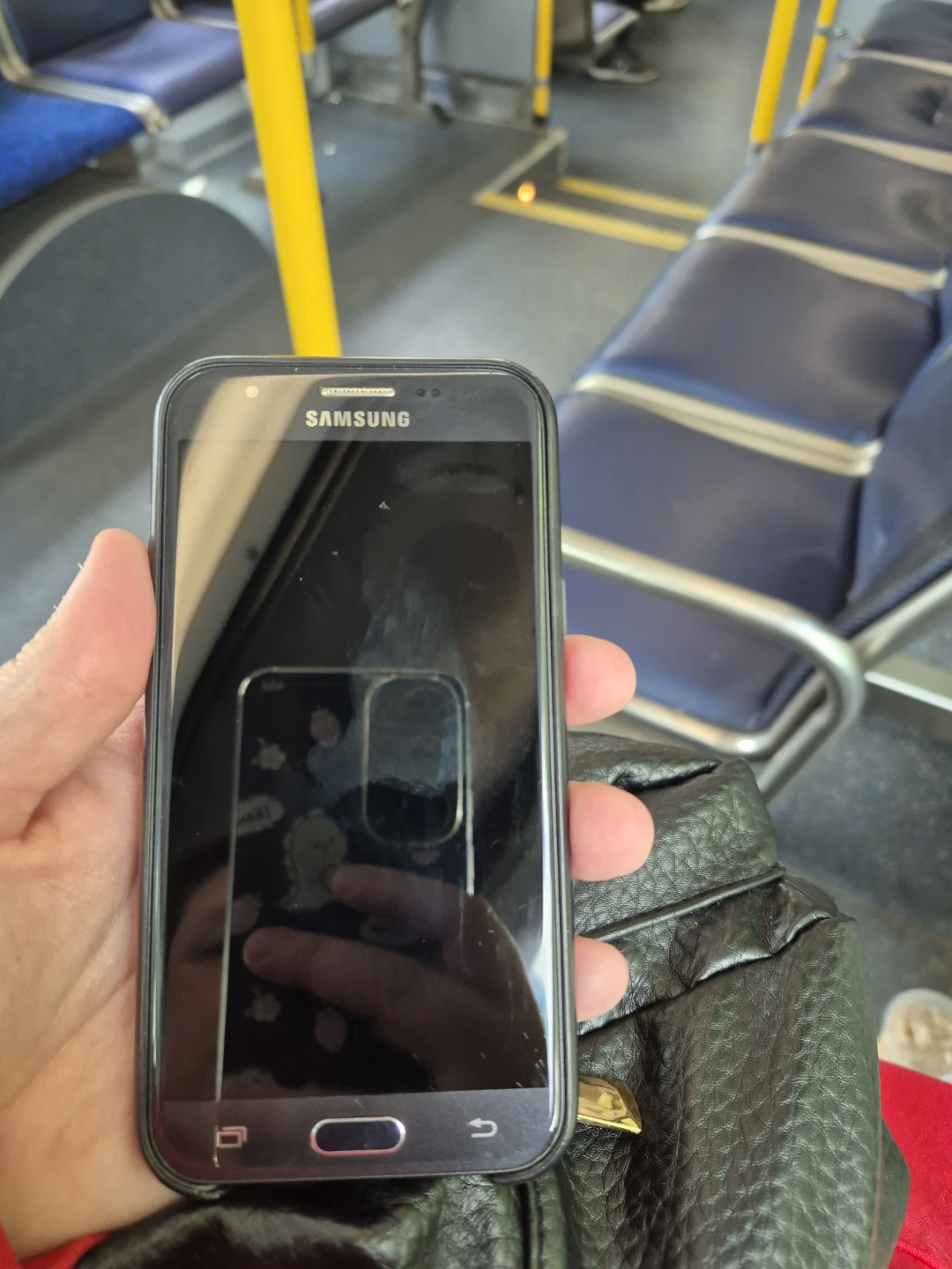 Samsung J3 Prime - photo 2
