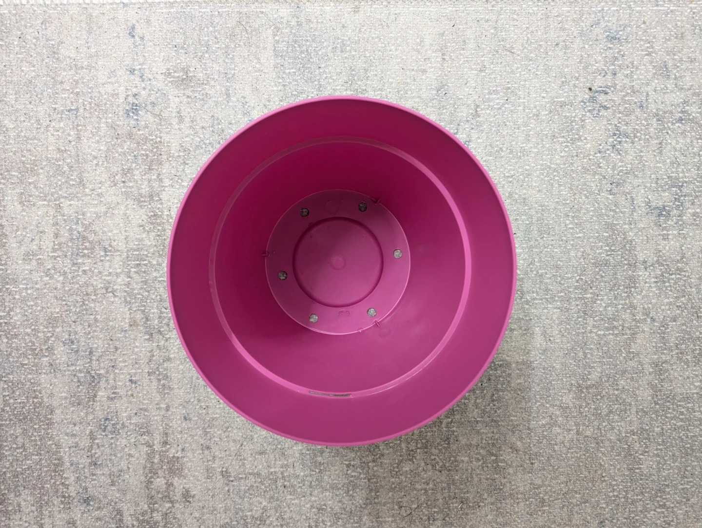 Pink Plastic Plant Pot - photo 2