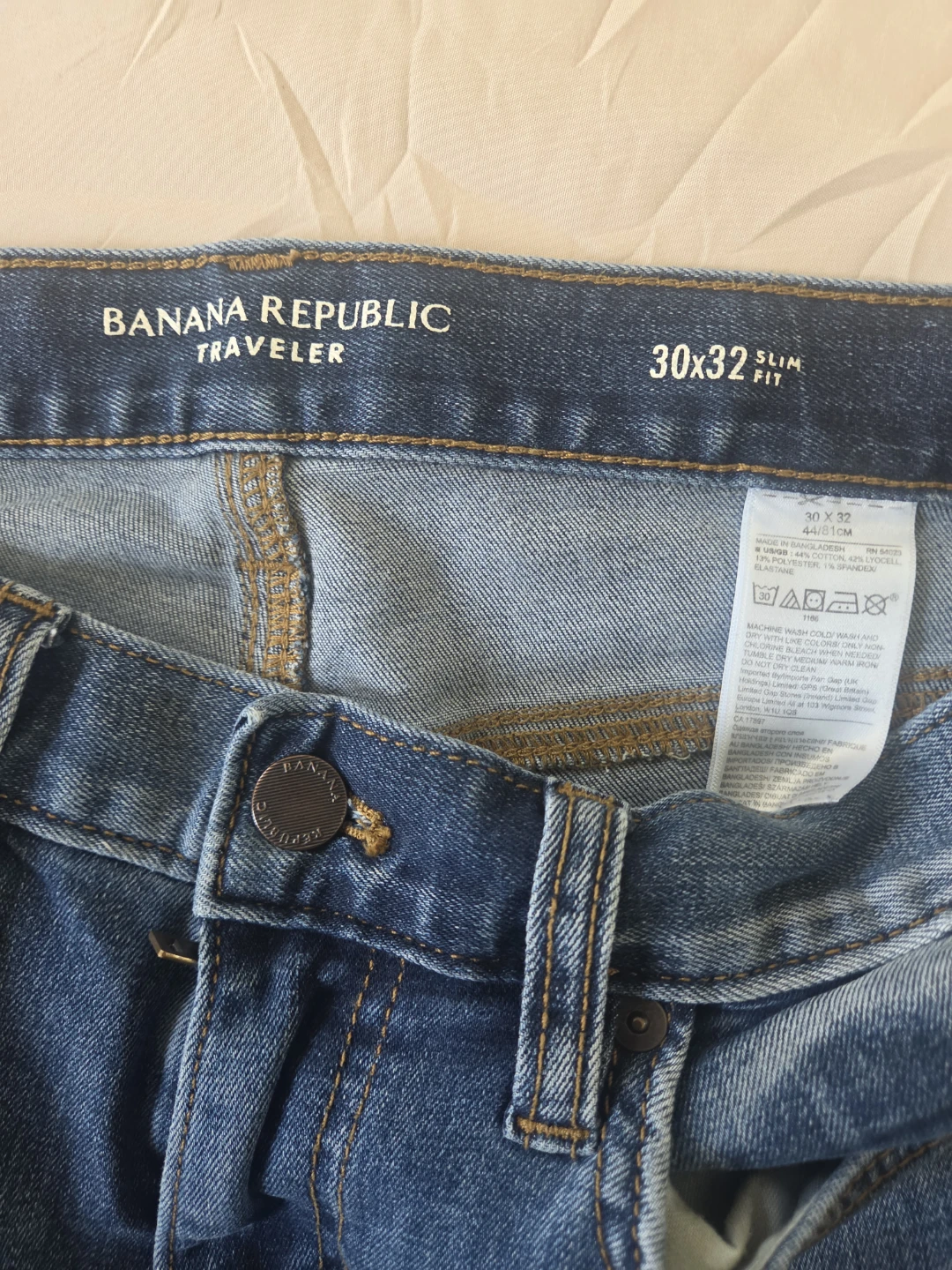 Banana Republic Traveler Slim Fit Jeans 30x32 - photo 2
