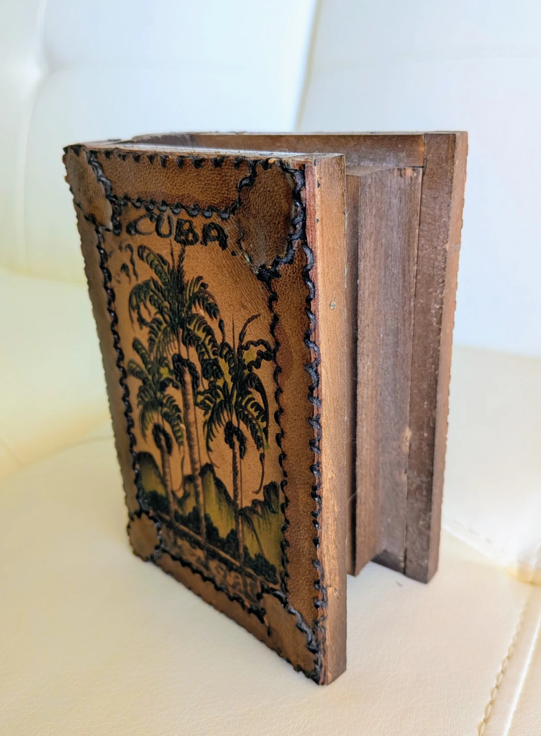 Decorative Wooden Trinket Box with "CUBA" Embossing - photo 3