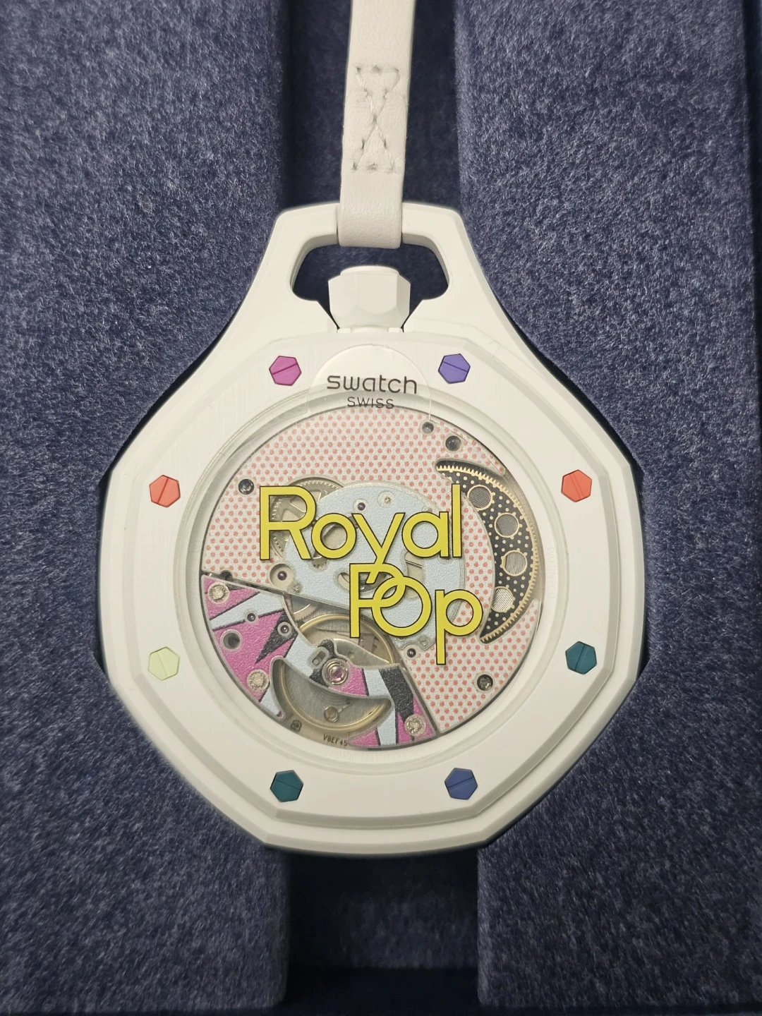 AP x Swatch Huit Blanc Brand New Limited Edition - photo 3
