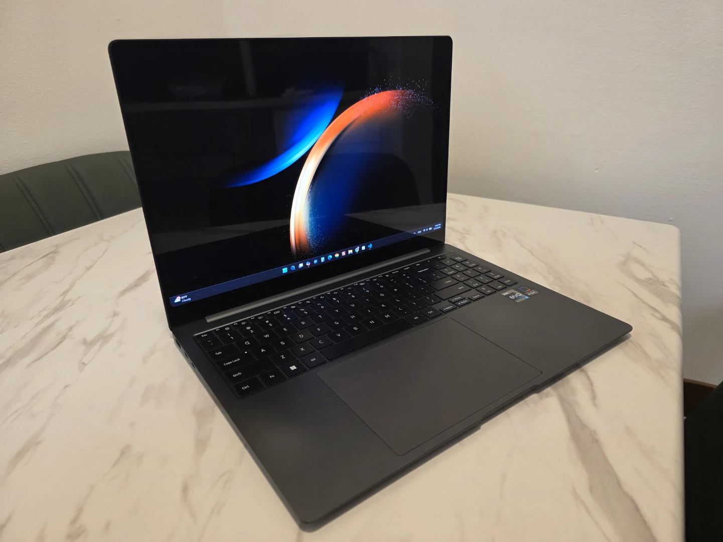Samsung Galaxy Book 3 pro 16 inch LIKE NEW