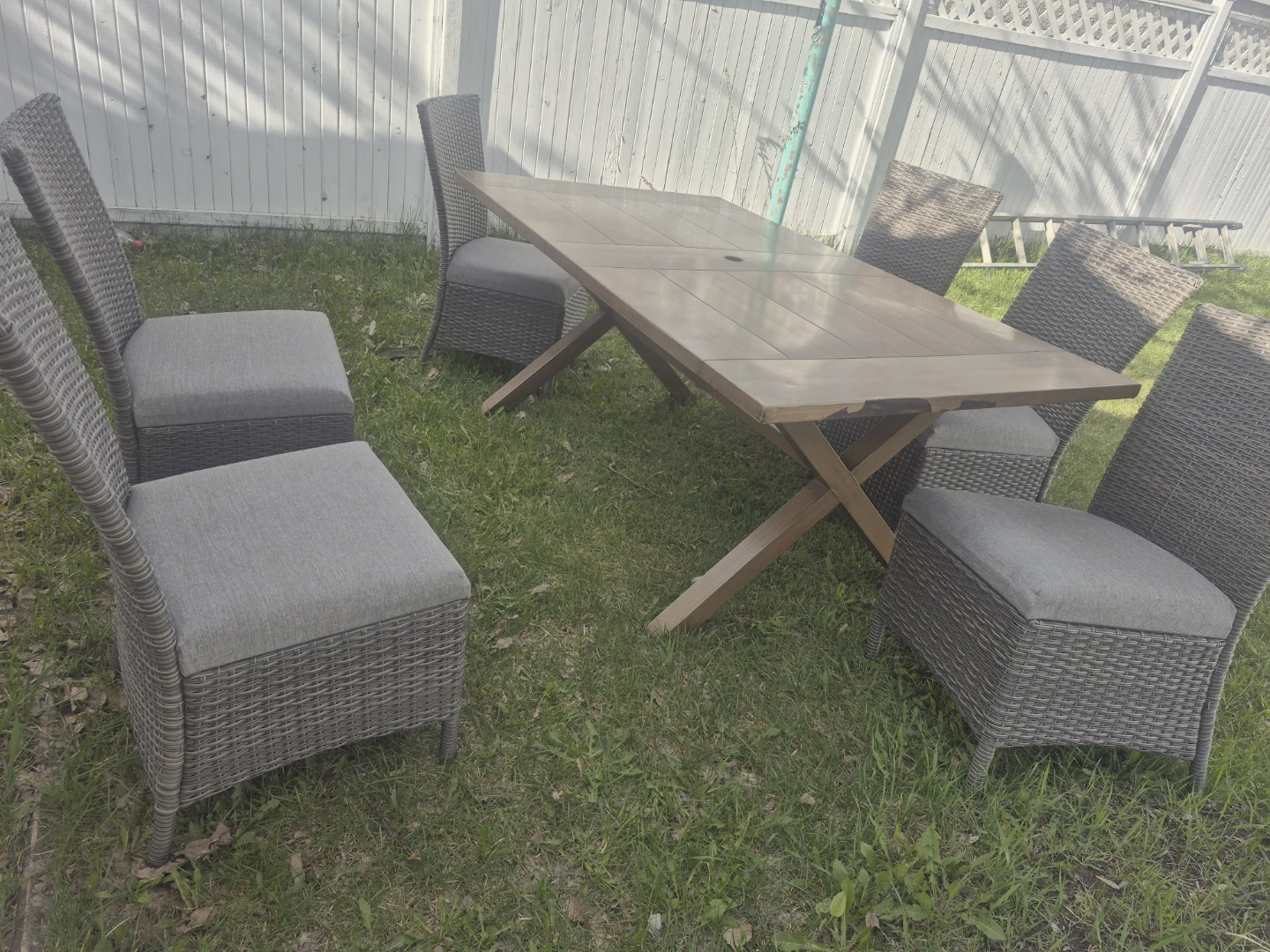 patio set - photo 3