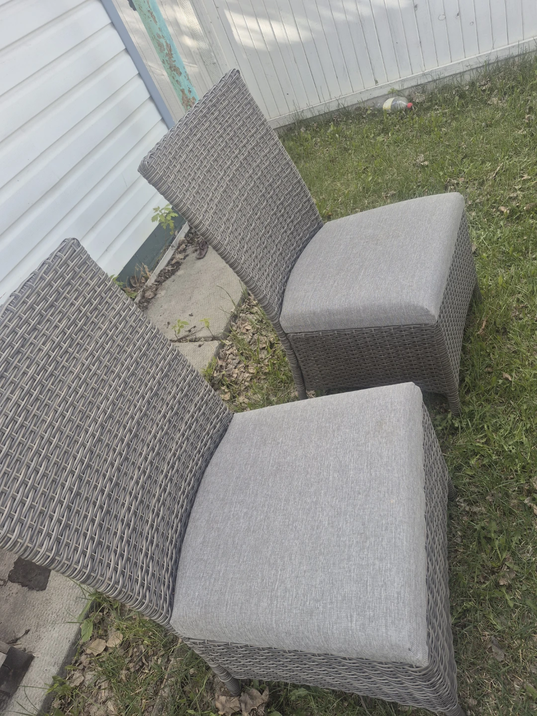 patio set - photo 4