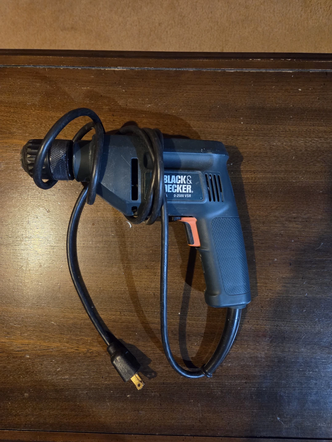 Black & Decker 0-2500 VSR Drill