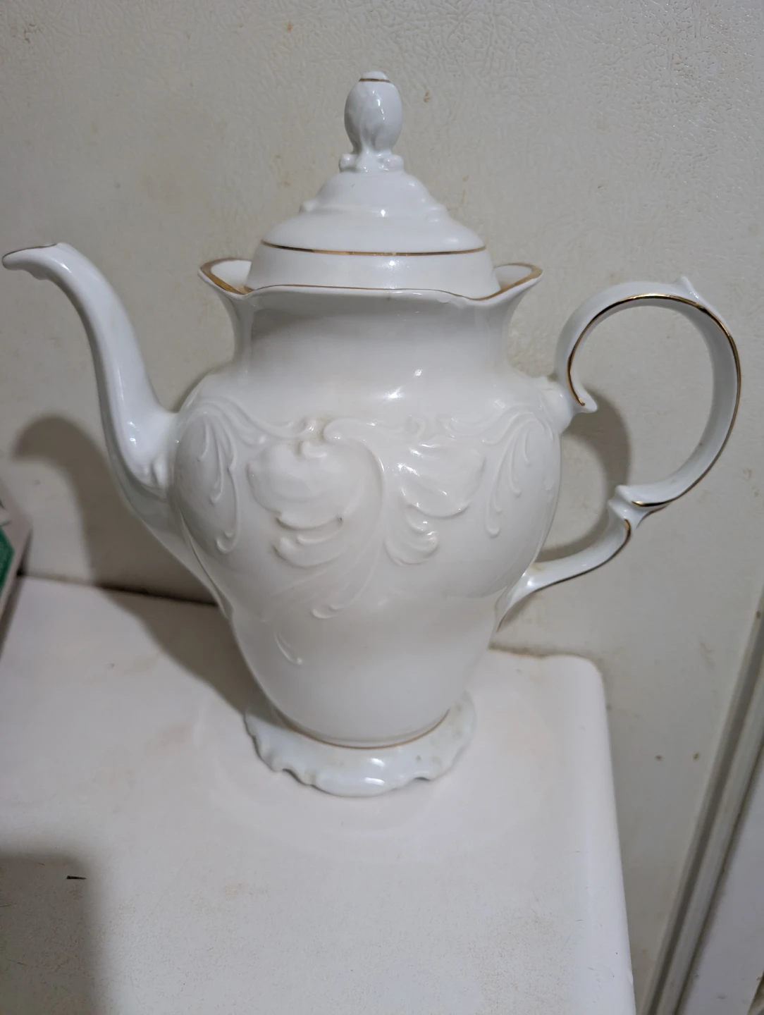 Wałbrzych White Porcelain Teapot with Gold Trim