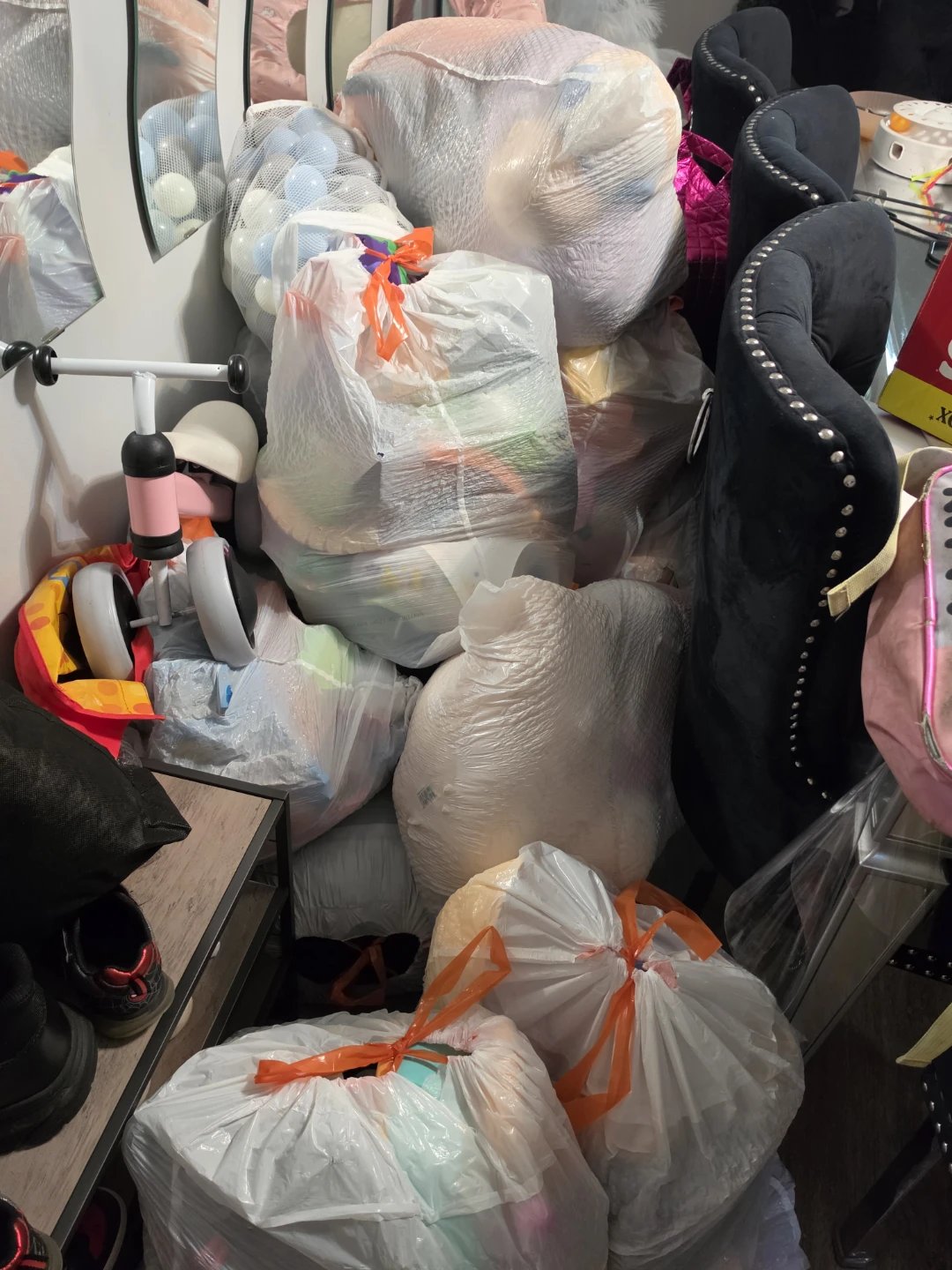 15 large bags mixed toys