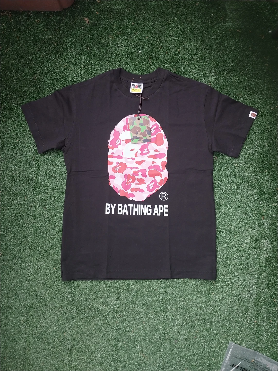 A Bathing Ape Black Pink Camo Logo T-Shirt Size S - photo 2