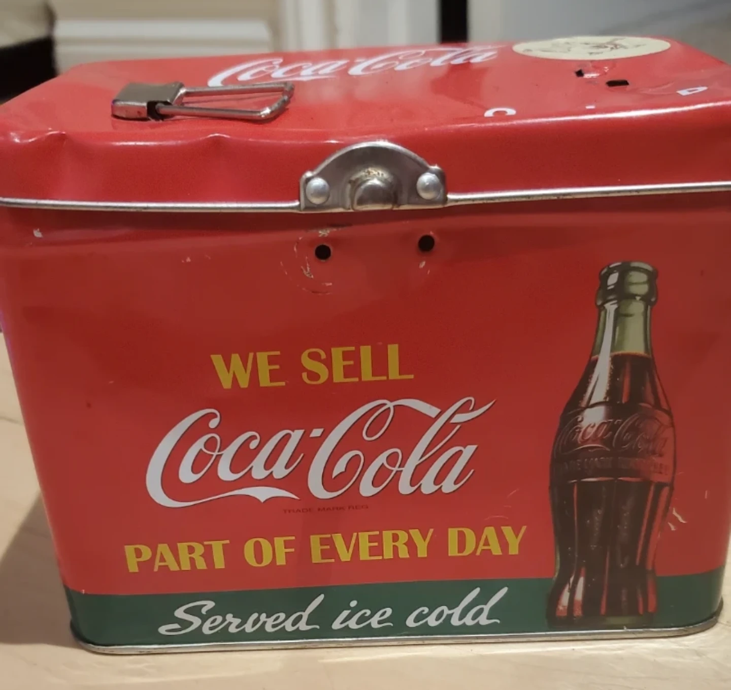 Coca-Cola Retro Tin Box with Handle - photo 3
